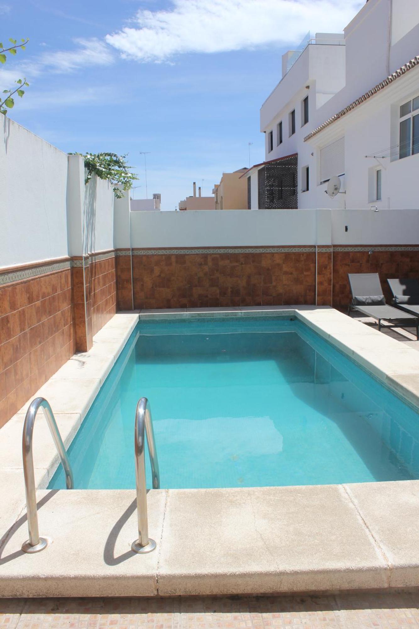 Apartamento Con Piscina En Ciudad Jardin Malaga Exterior photo